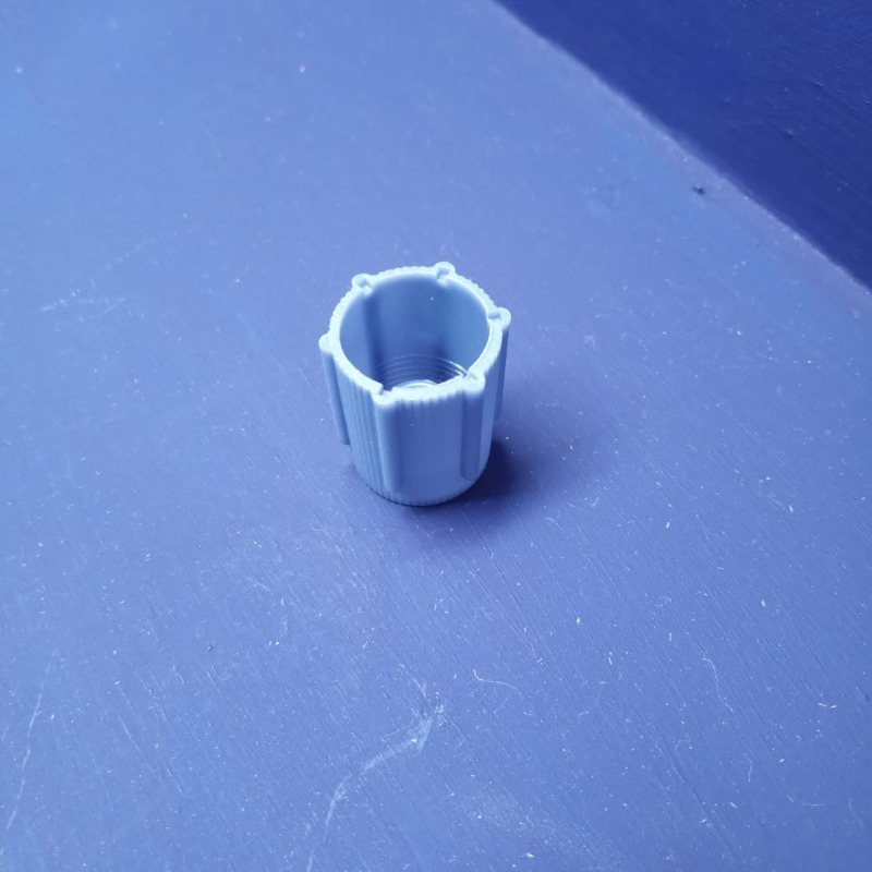 Tapa Valvula De Servicio Baja  R134 (cajon 5)