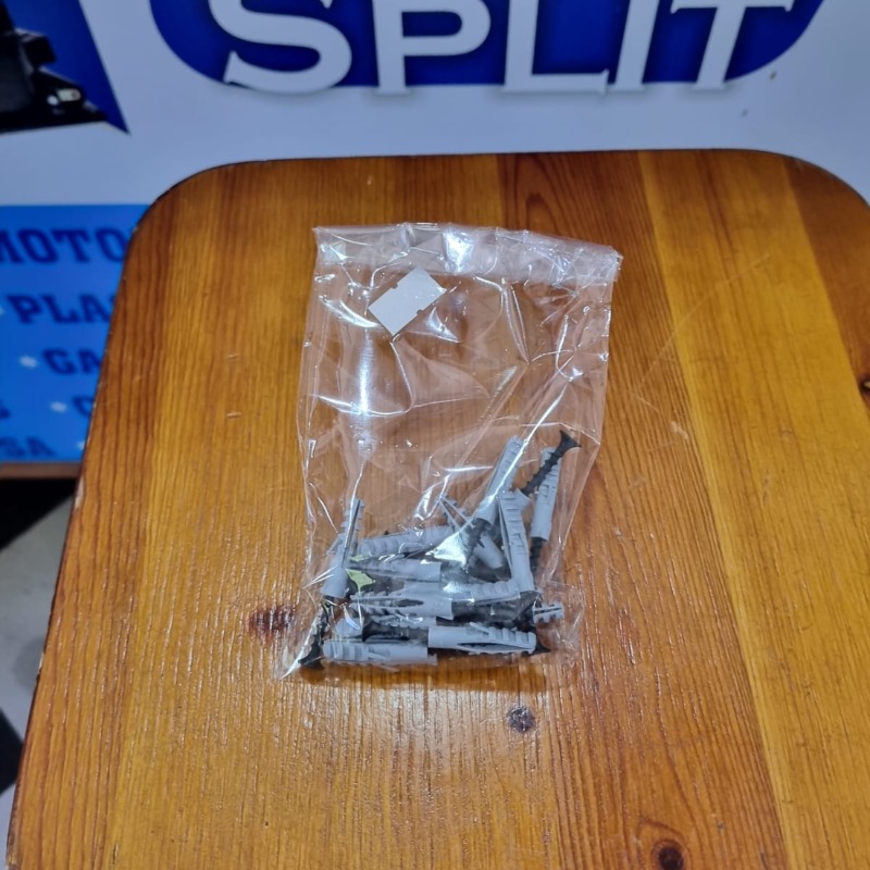 Promo Tarugos Y Tornillos Del 6 Por 20 Unidades