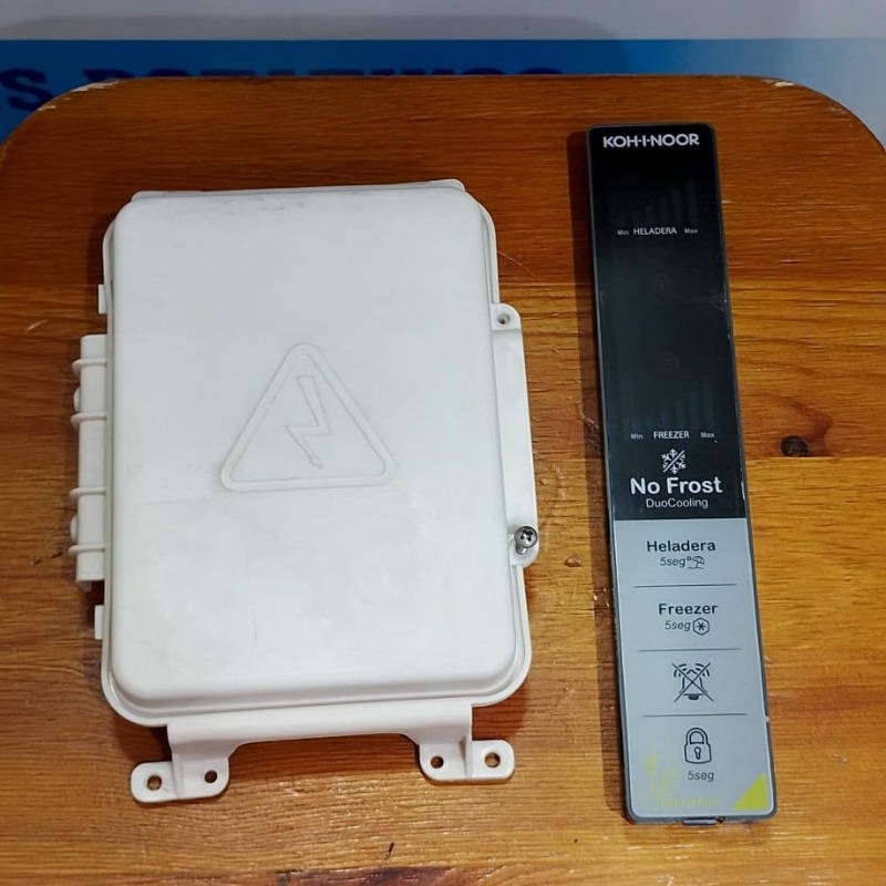 Plaqueta + Display Heladera Kohinoor Khg41d/8