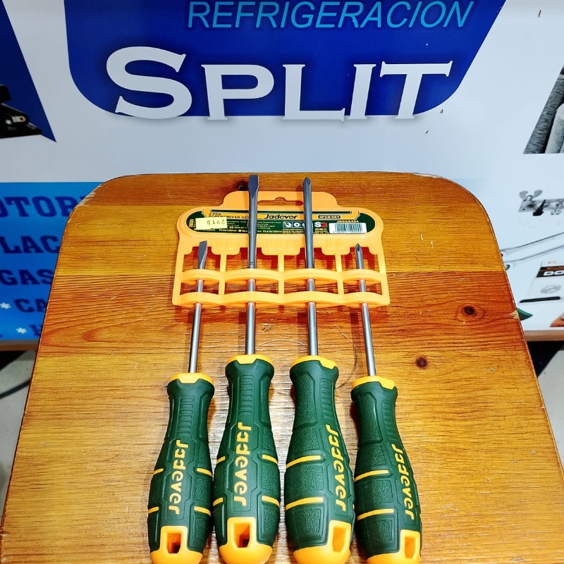Set De Destornilladores X4 Jadever