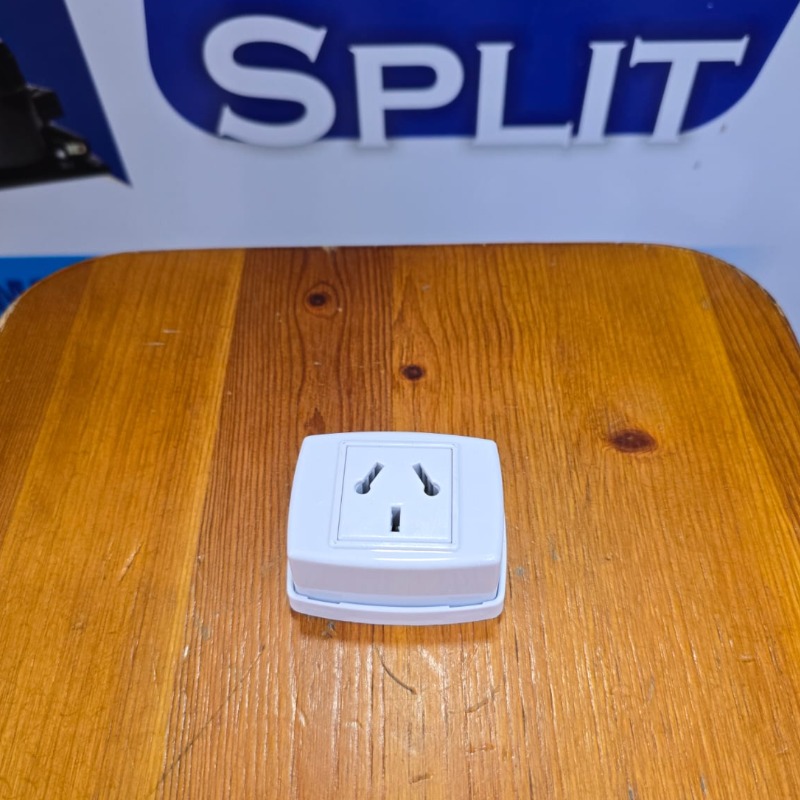 Tomacorriente De 10 A Exterior 