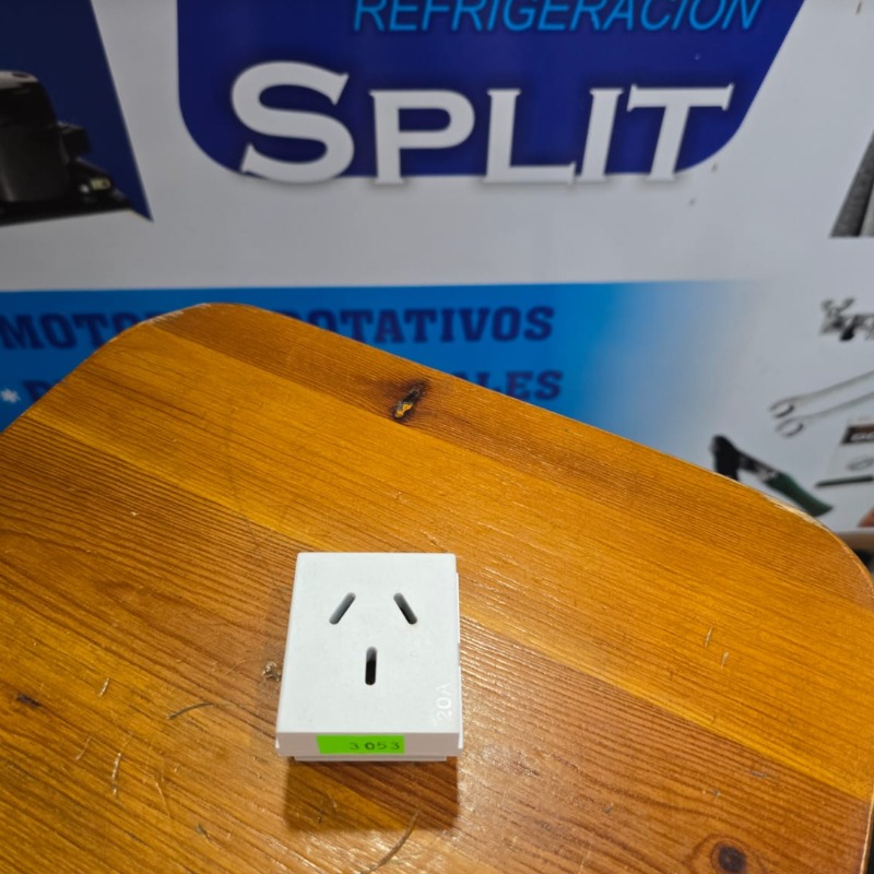 MÓdulo Tomacorriente 20 A